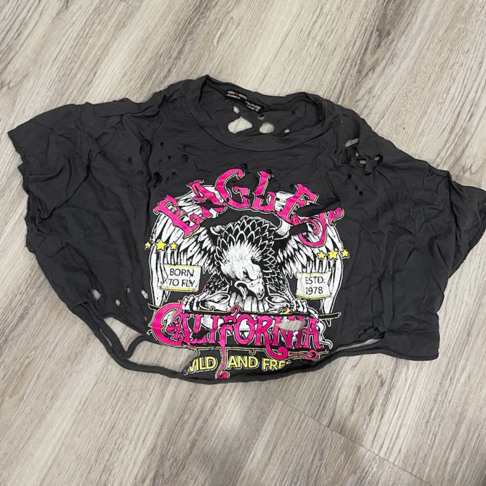 Cropped Graphic Tee